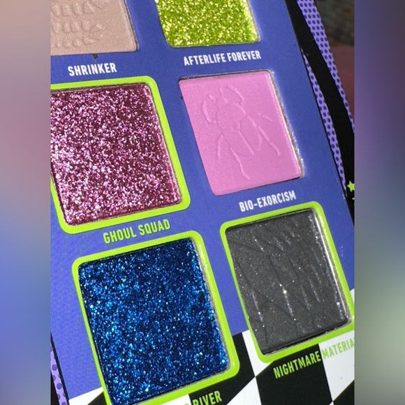 NYX Professional Makeup x Beetlejuice “Color for the Recently Deceased” Palette - Picture 13 of 15